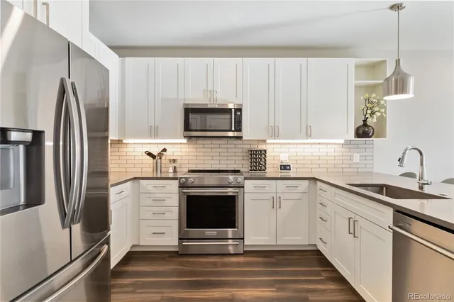 $2,900 | 20 Wilcox Street, Unit 421, Castle Rock, CO 80104