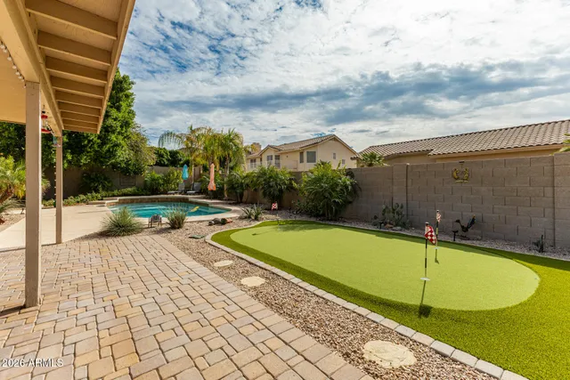 $729,900 | 103 East Mountain Sky Avenue, Phoenix, AZ 85048