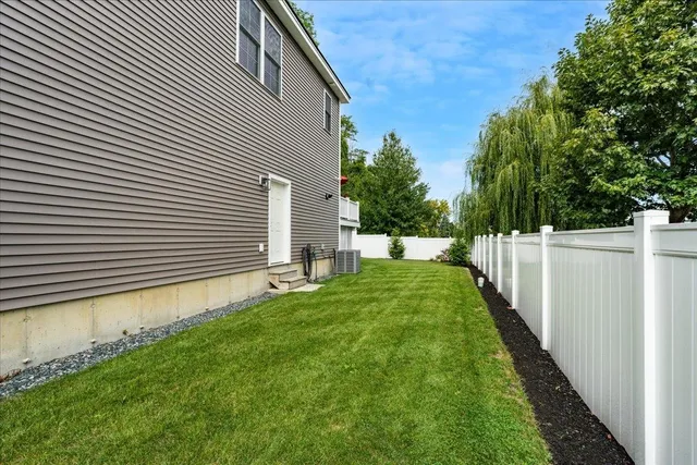 $3,400 | 87 South Main Street, Unit 2, Concord, NH 03301