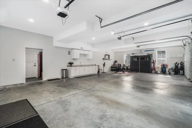 $3,400 | 87 South Main Street, Unit 2, Concord, NH 03301