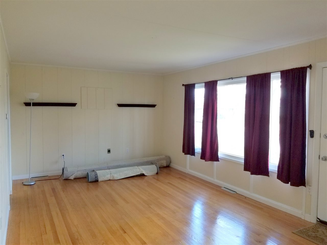 27 Rundlett Street Concord, NH 03301 - Photo 17 of 29 Gallery Image 17