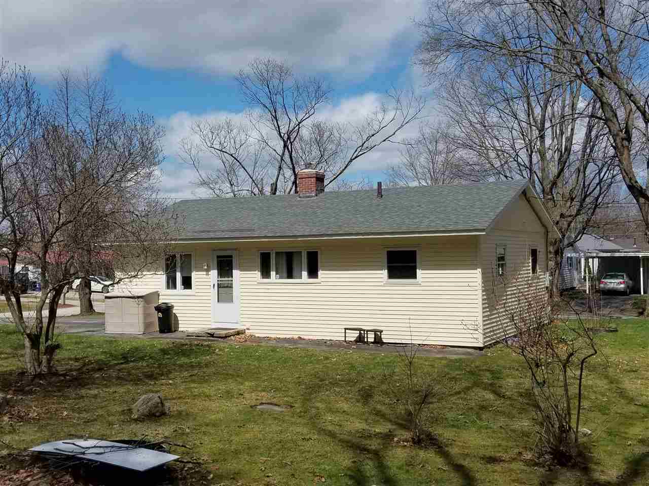 27 Rundlett Street Concord, NH 03301 - Photo 5 of 29 Gallery Image 5