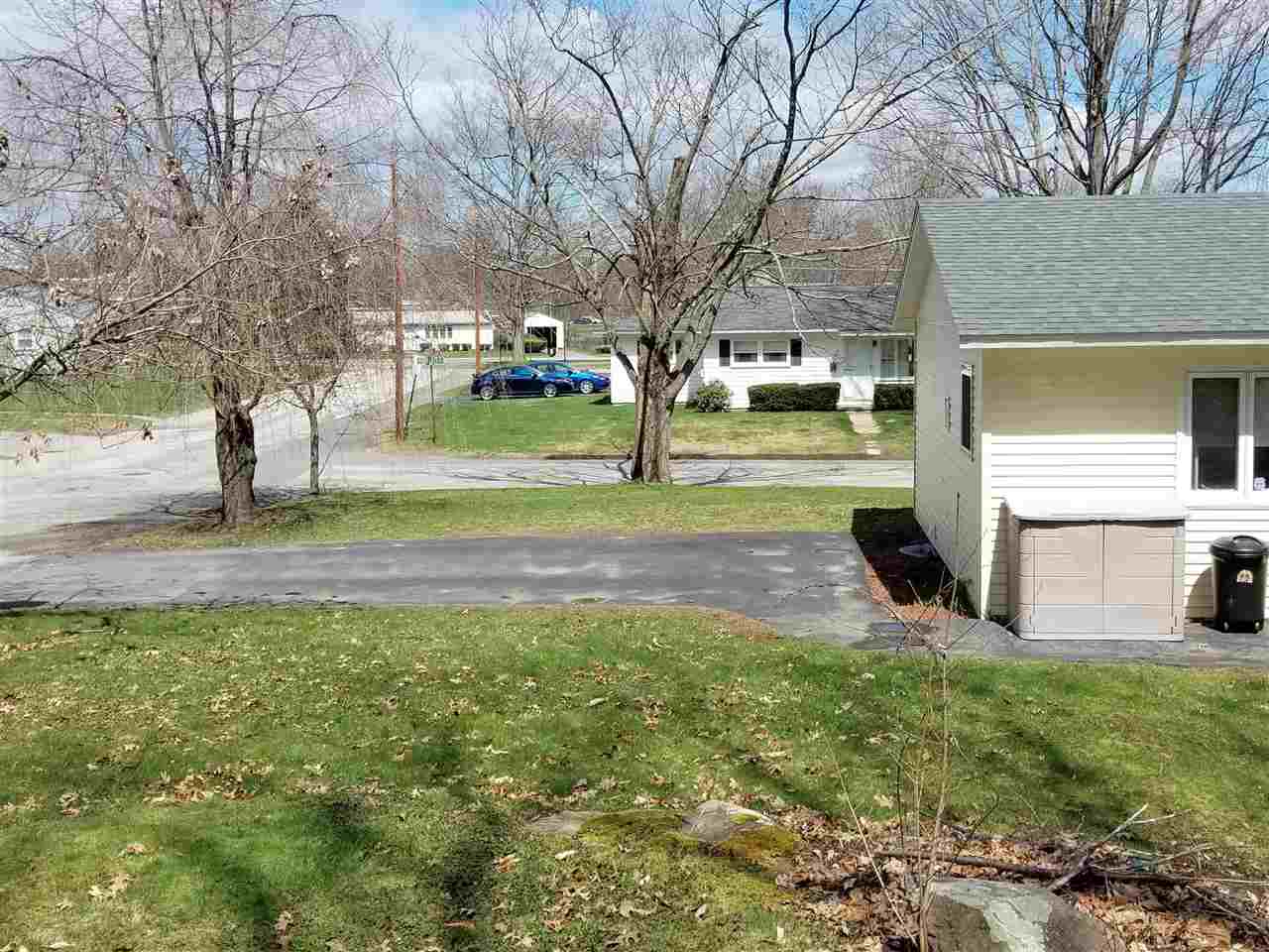 27 Rundlett Street Concord, NH 03301 - Photo 9 of 29 Gallery Image 9