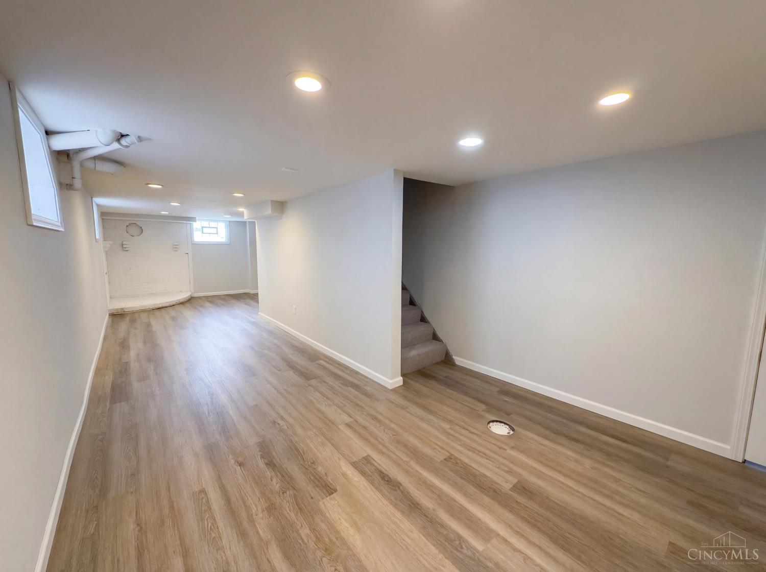 155 Bonham Road Cincinnati, OH 45215 - Photo 23 of 30