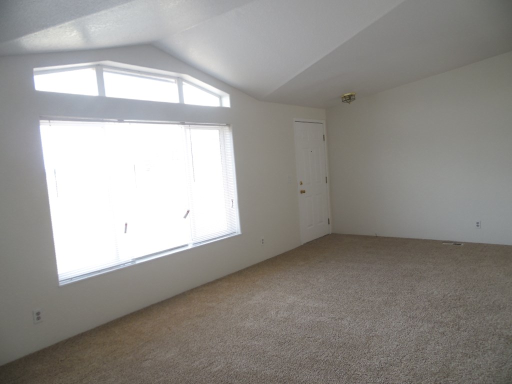 5820 Carey Road Tumtum, WA 99034 - Photo 5 of 20 Gallery Image 5