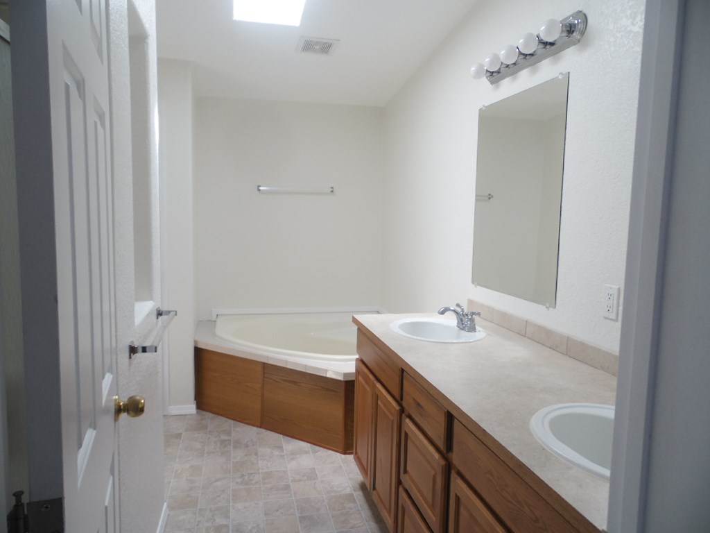 5820 Carey Road Tumtum, WA 99034 - Photo 8 of 20 Gallery Image 8