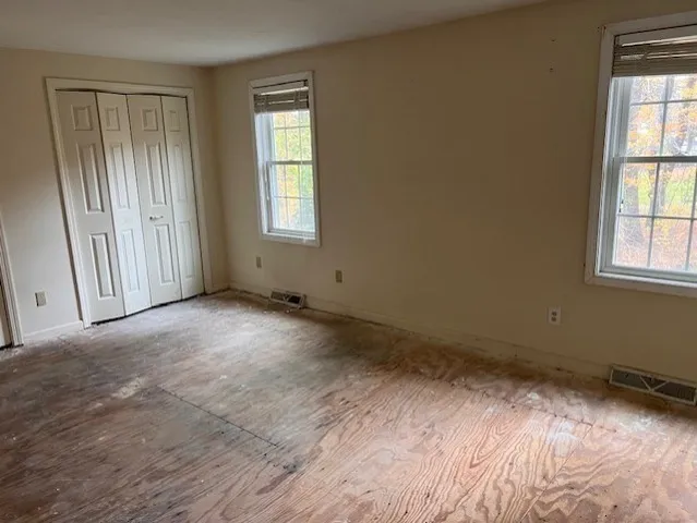 $379,900 | 25 Whittier Meadows Drive, Unit 25, Amesbury, MA 01913