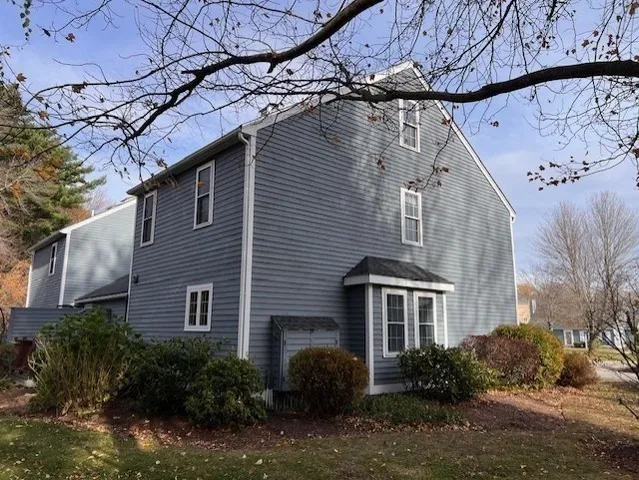 $379,900 | 25 Whittier Meadows Drive, Unit 25, Amesbury, MA 01913