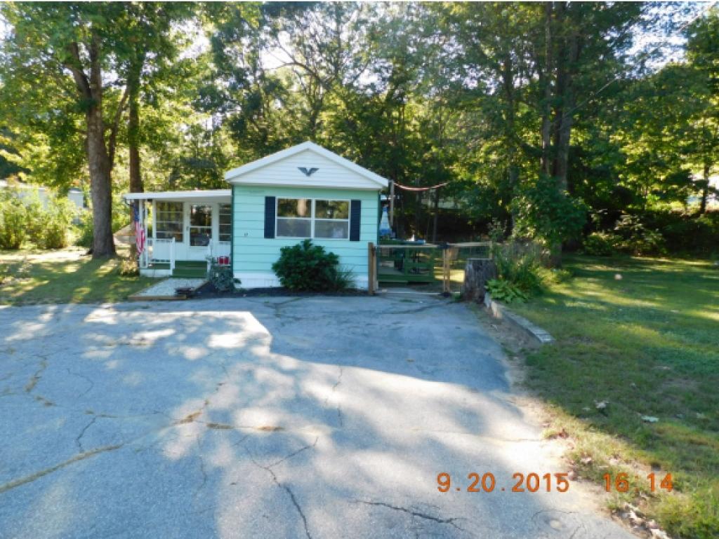 17 Joshua Street Rochester, NH 03867 - Photo 2 of 28