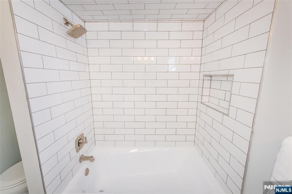 165 West Passaic Avenue Rutherford, NJ 07070 - Photo 20 of 42
