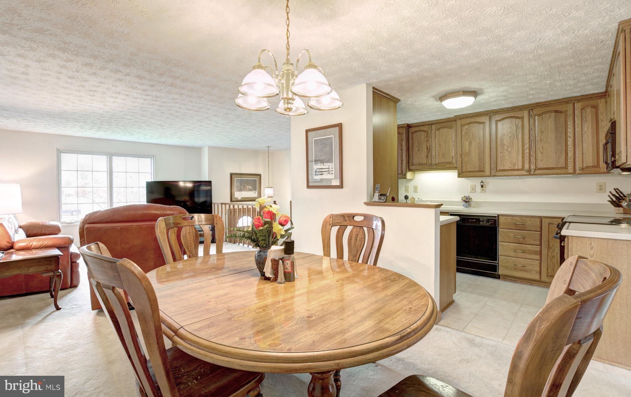 8279 Wold Den Court Springfield, VA 22153 - Photo 11 of 27 Dining Room