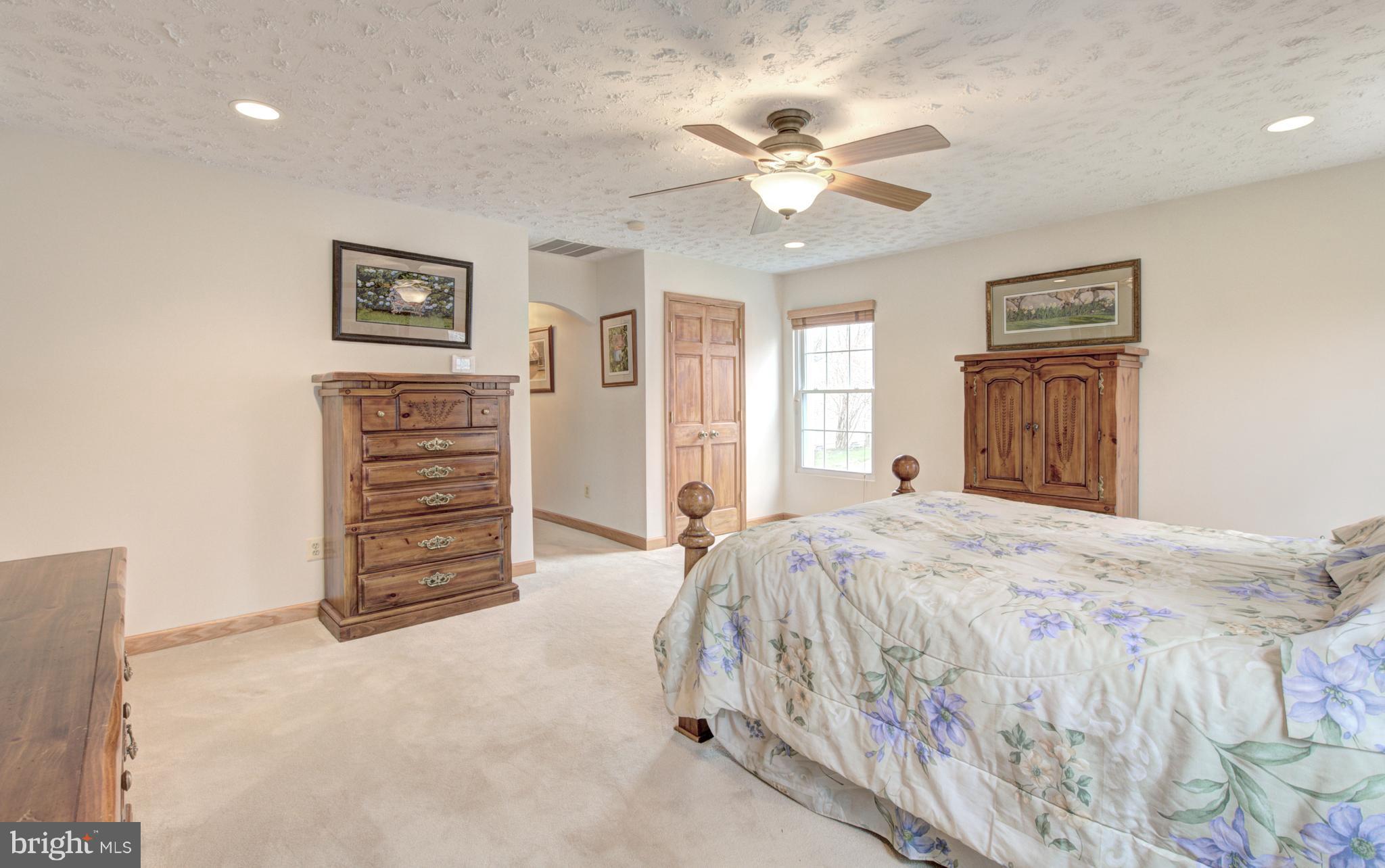 8279 Wold Den Court Springfield, VA 22153 - Photo 15 of 27 Bedroom (Master)