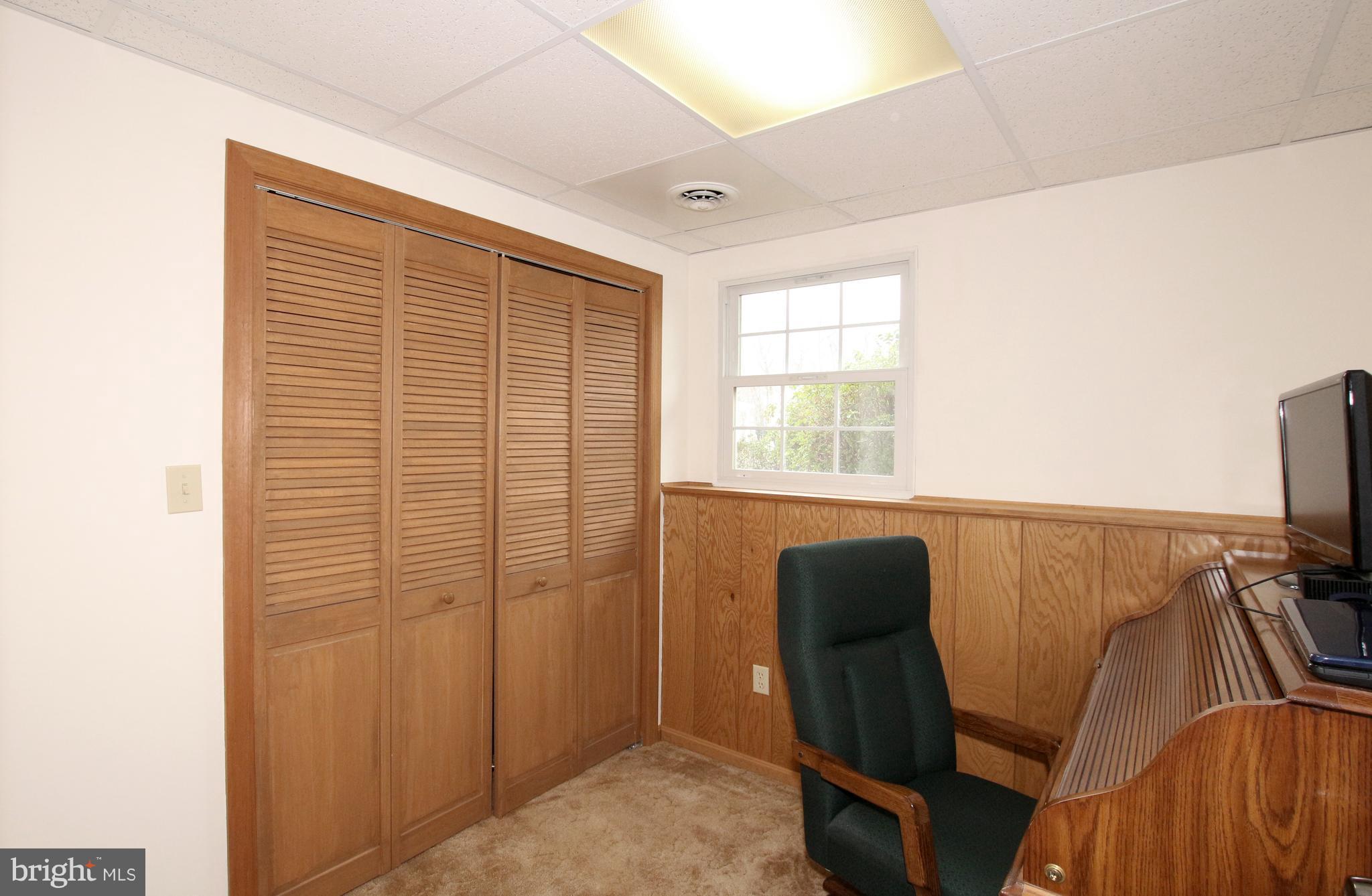 8279 Wold Den Court Springfield, VA 22153 - Photo 23 of 27 Bedroom
