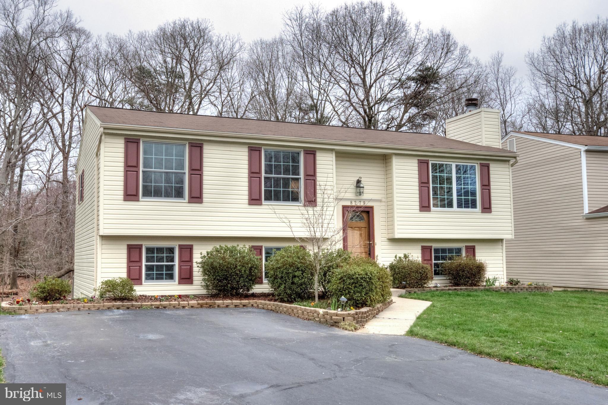 8279 Wold Den Court Springfield, VA 22153 - Photo 26 of 27 Exterior (Front)