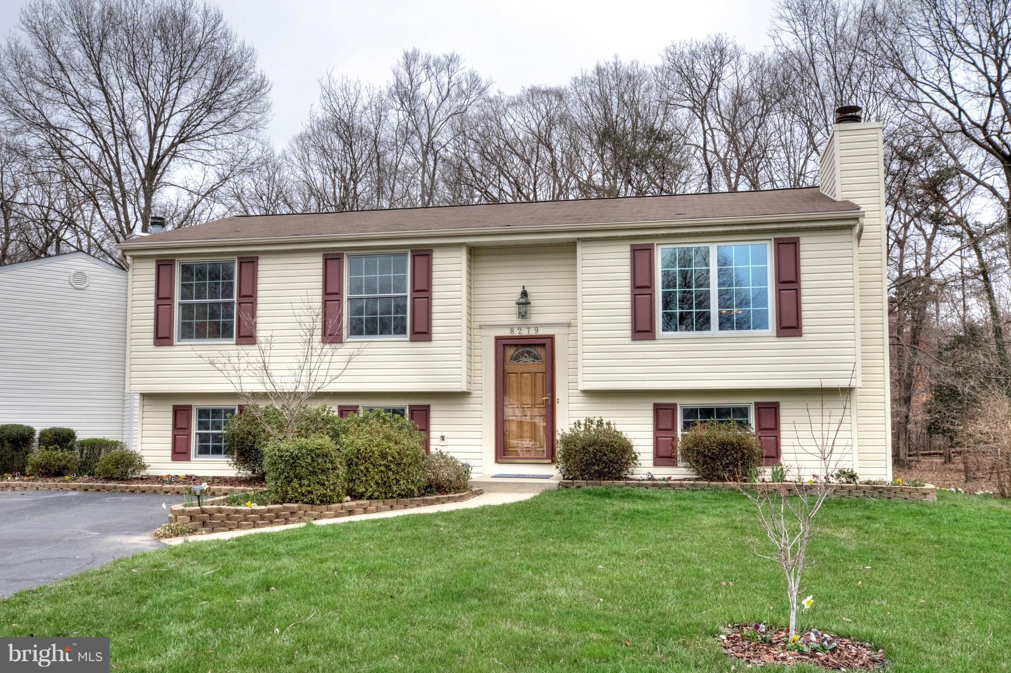 8279 Wold Den Court Springfield, VA 22153 - Photo 27 of 27 Exterior (Front)
