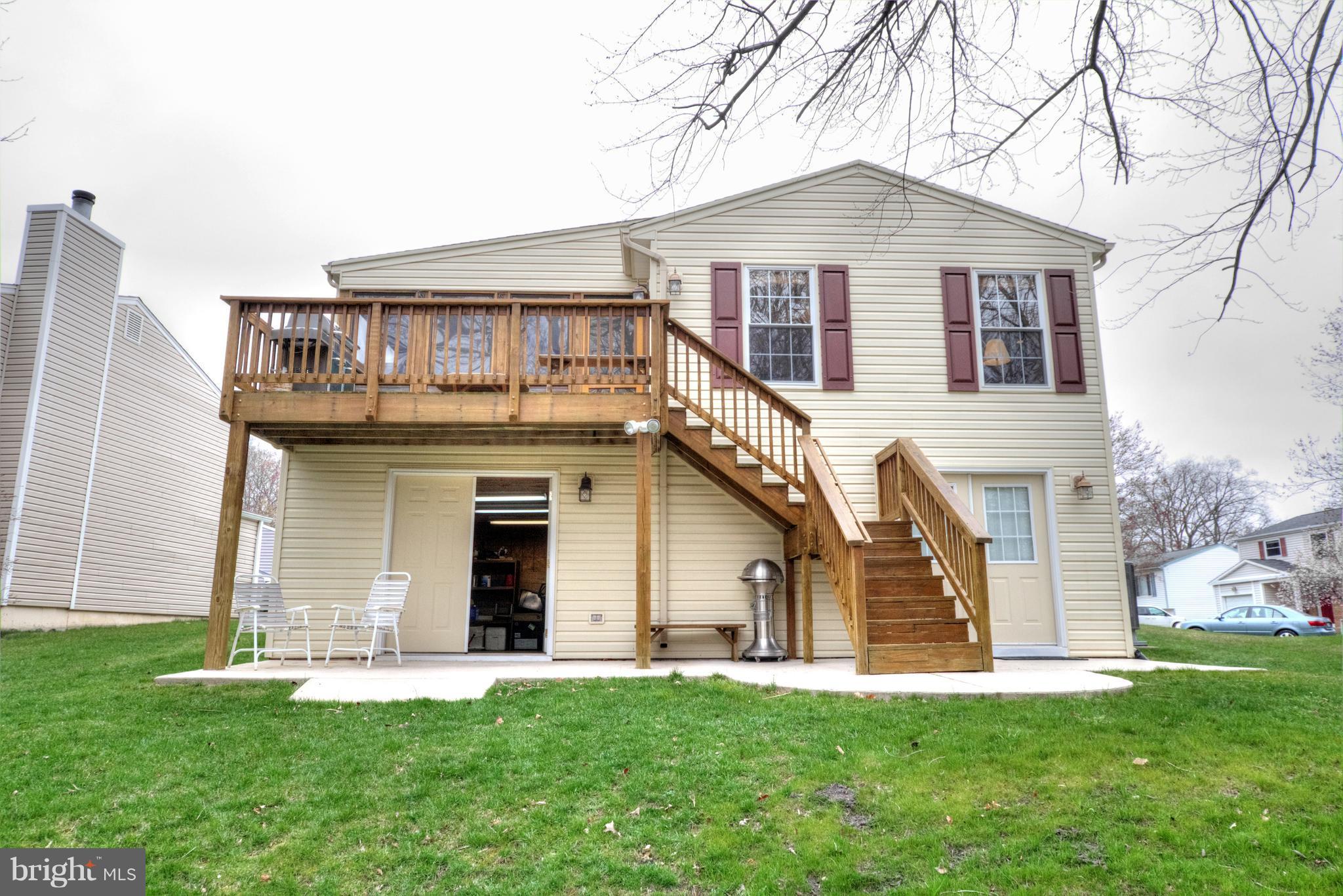 8279 Wold Den Court Springfield, VA 22153 - Photo 7 of 27 Exterior (Rear)