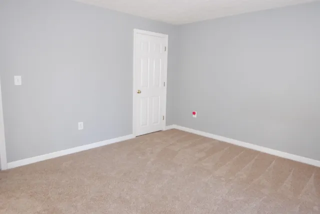 $3,200 | 65 Georgetown Drive, Nashua, NH 03062