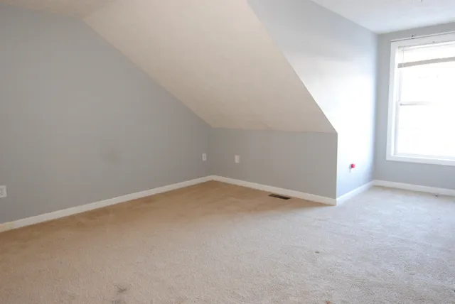 $3,200 | 65 Georgetown Drive, Nashua, NH 03062