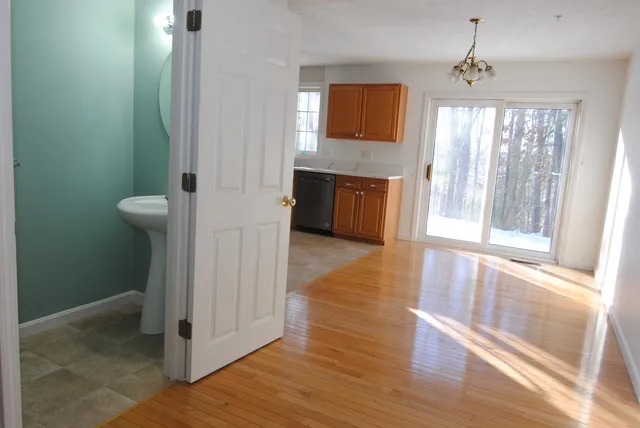 $3,200 | 65 Georgetown Drive, Nashua, NH 03062