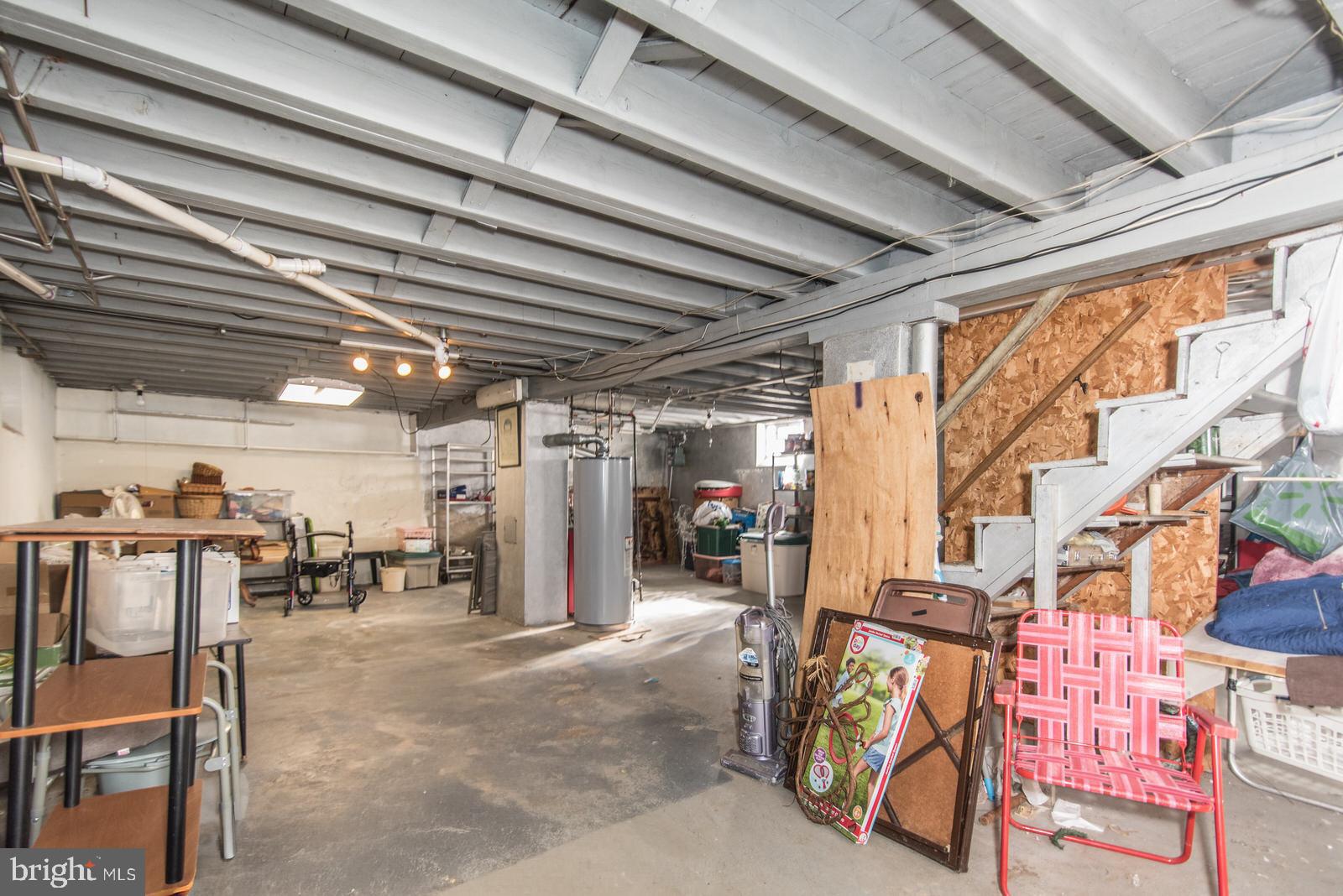 913 Afton Street Philadelphia, PA 19111 - Photo 32 of 33