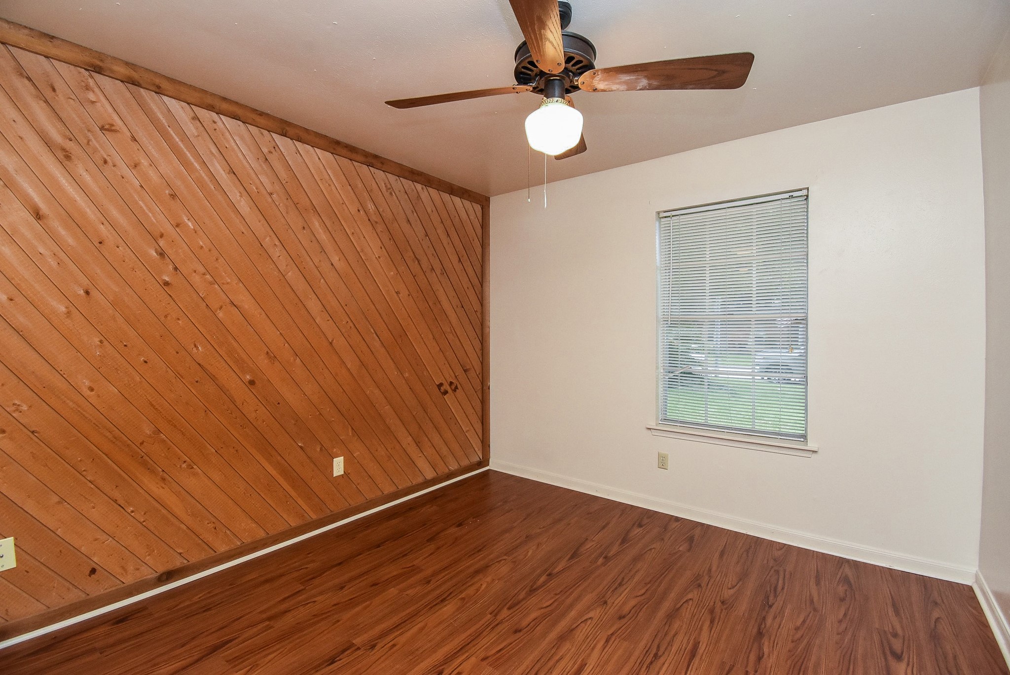 2014 Jones Street Rosenberg, TX 77471 - Photo 24 of 33
