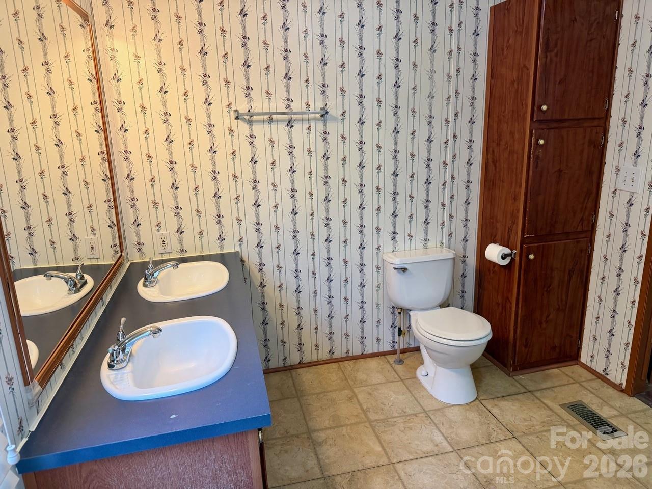 5493 Harris Farm Road Hickory, NC 28602 - Photo 25 of 38