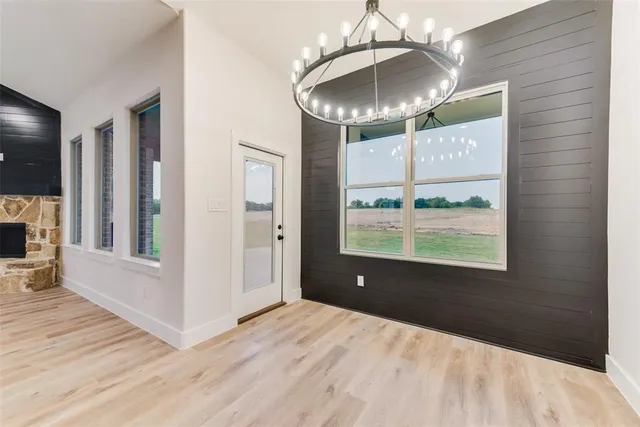 $570,000 | 73 Dove Landing Rd Valley View, Valley View, TX 76272