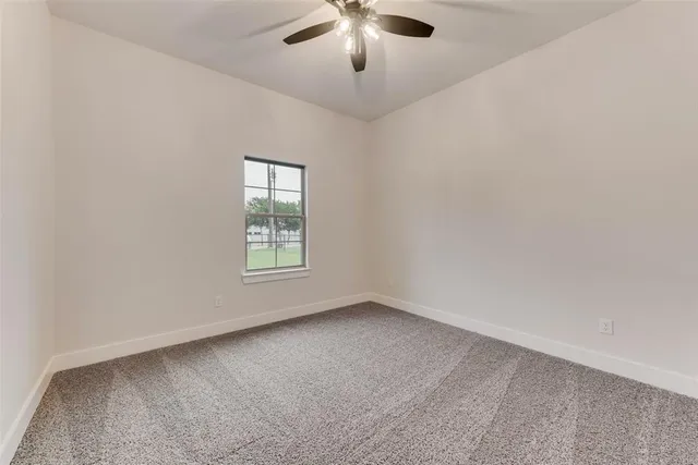 $570,000 | 73 Dove Landing Rd Valley View, Valley View, TX 76272