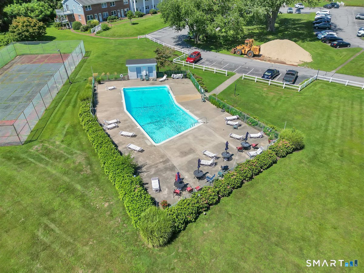 25 Riverside Drive, Unit E8 Clinton, CT 06413 - Photo 24 of 30 Gallery Image 24