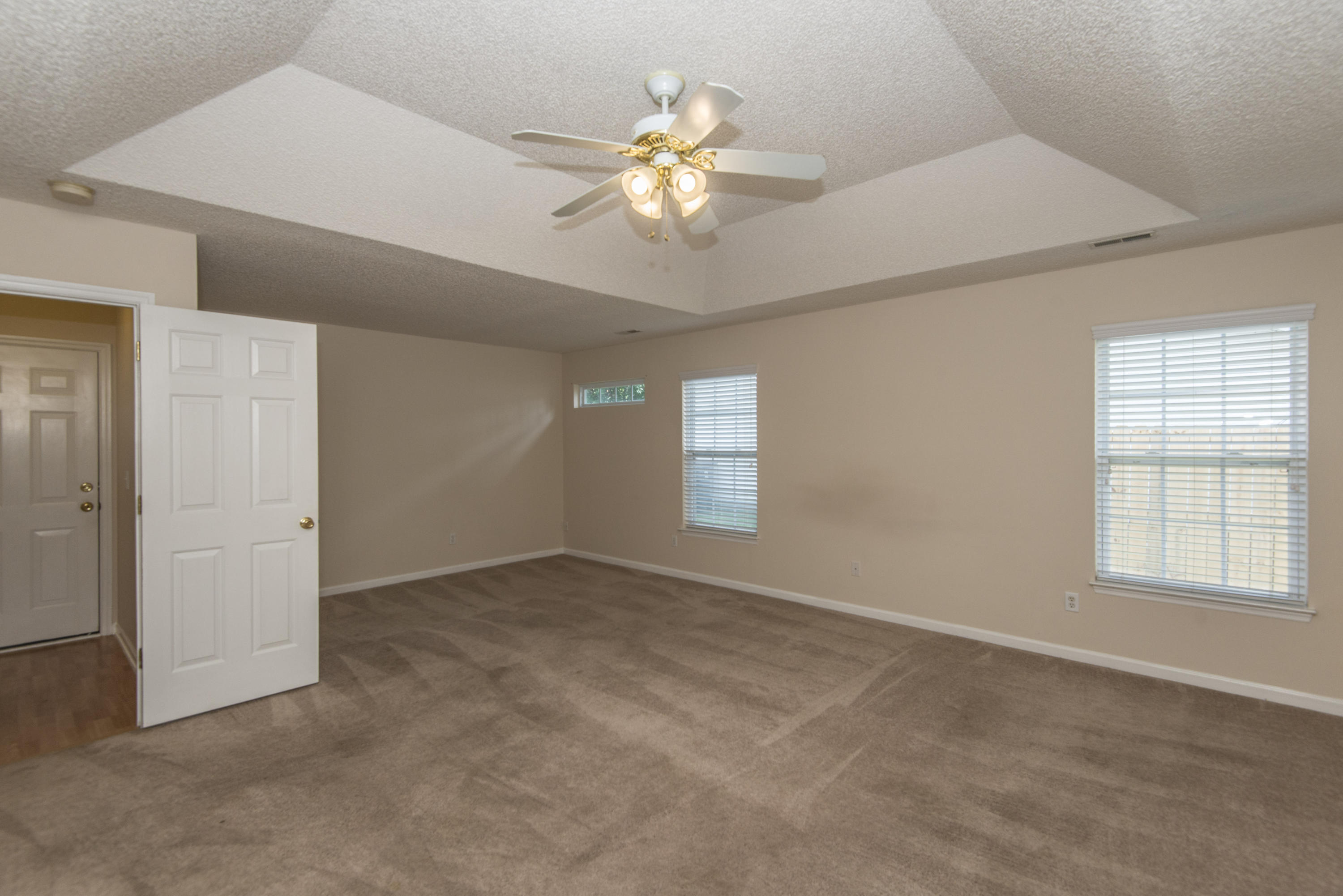 1229 Millbrook Road Summerville, SC 29486 - Photo 14 of 31 _DSC6132
