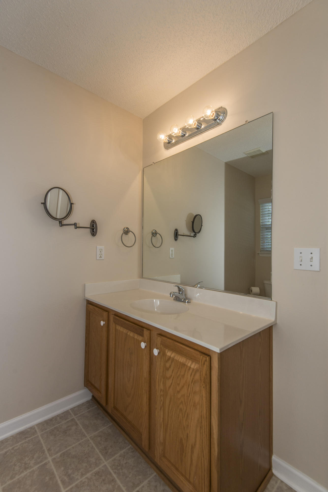 1229 Millbrook Road Summerville, SC 29486 - Photo 24 of 31 _DSC6149