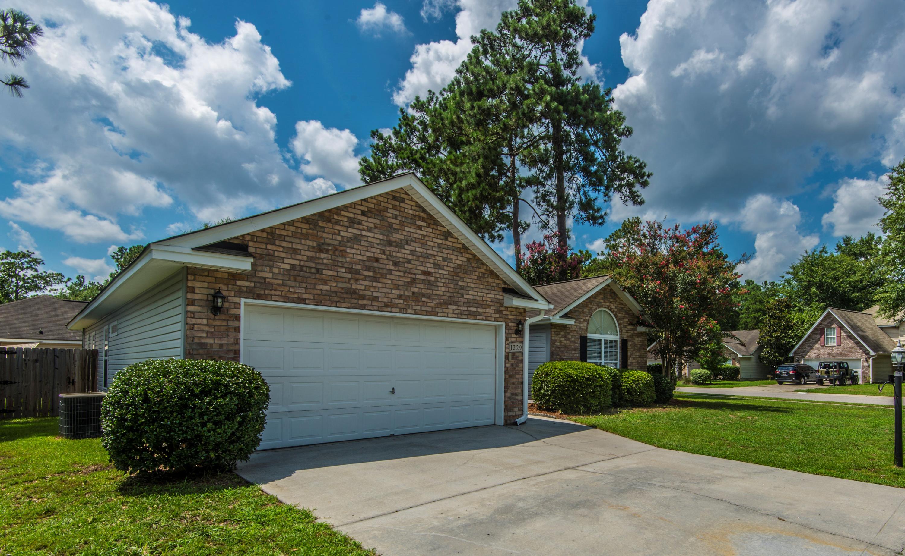 1229 Millbrook Road Summerville, SC 29486 - Photo 28 of 31 _DSC6093a