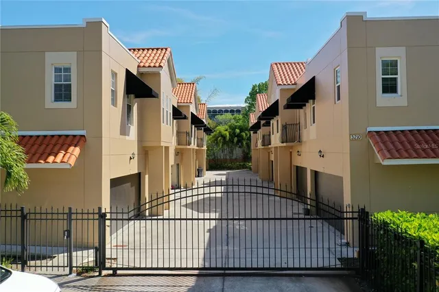 $3,700 | 3210 West Horatio Street, Unit 10, Tampa, FL 33609