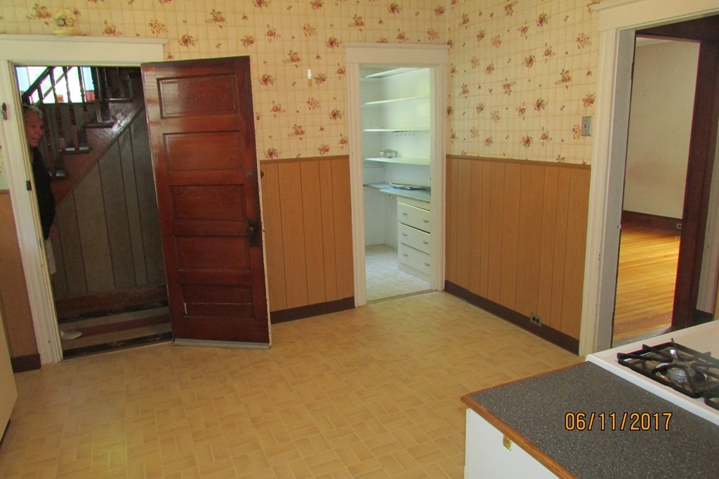 90-92 Butler Road Quincy, MA 02169 - Photo 4 of 19 Gallery Image 4