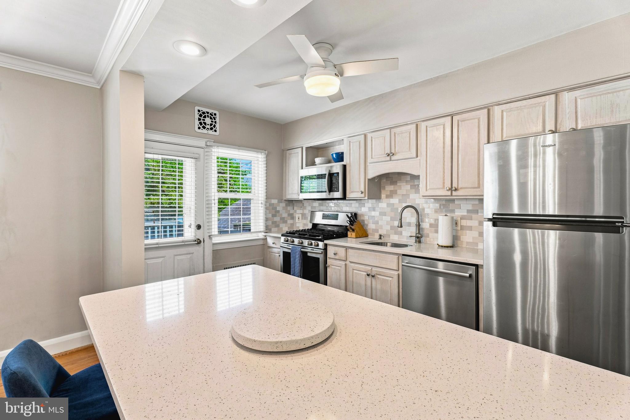 80 Dunkirk Road Baltimore, MD 21212 - Photo 3 of 29 Gallery Image 3