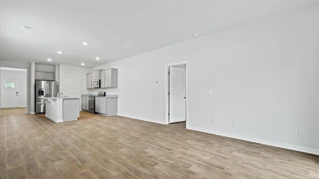 $397,280 | 760 Long Blf Road, Summerville, SC 29486