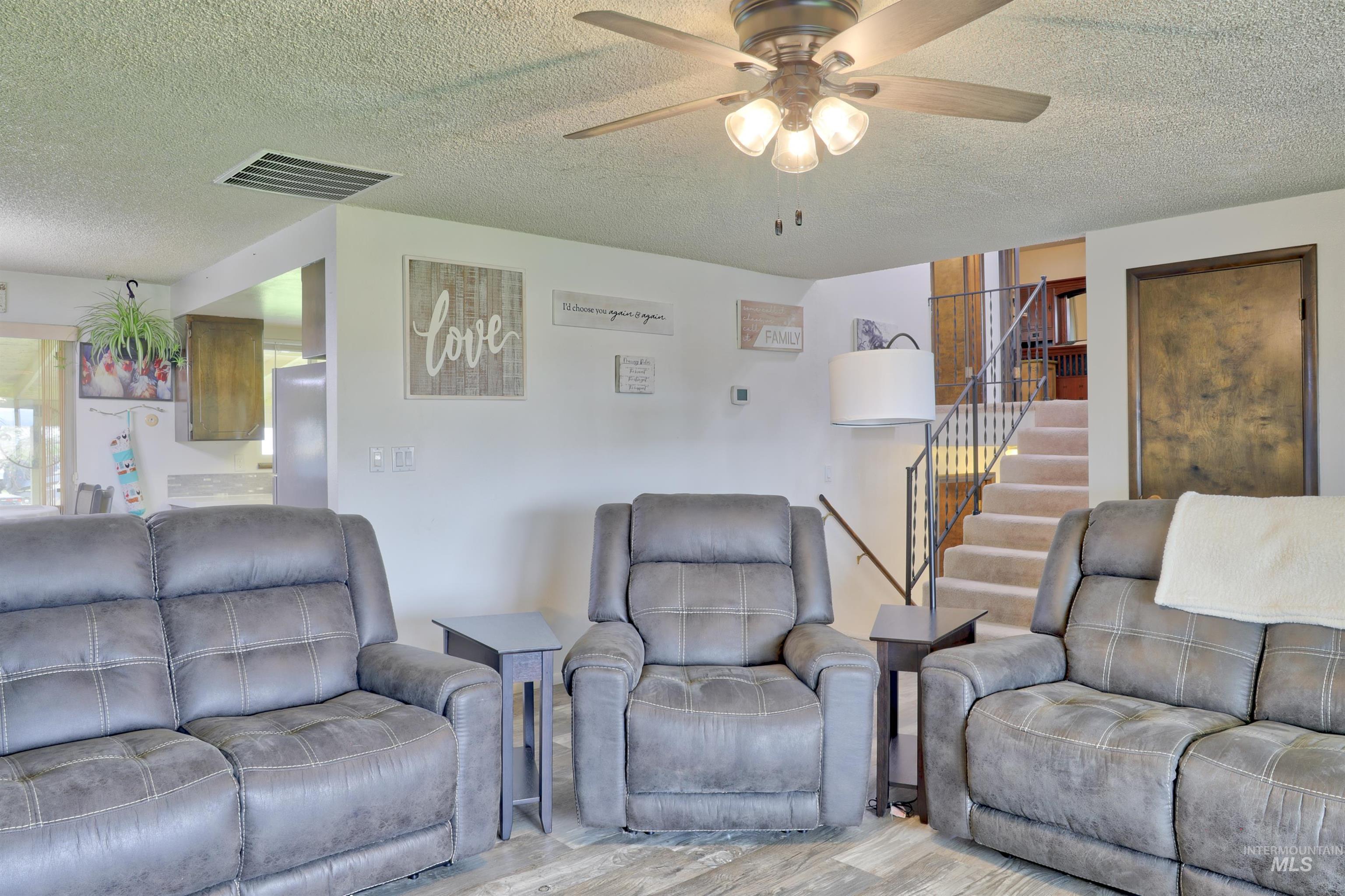 15925 South Curtis Road Kuna, ID 83634 - Photo 4 of 20