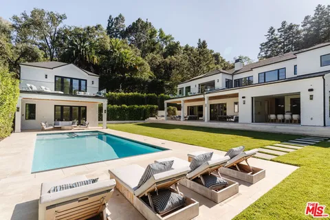 $17,726,000 | 13164 Boca De Canon Lane, Los Angeles, CA 90049