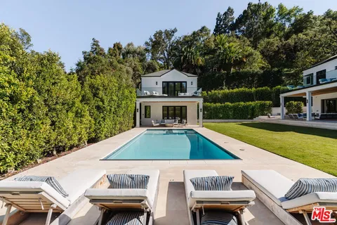 $17,726,000 | 13164 Boca De Canon Lane, Los Angeles, CA 90049