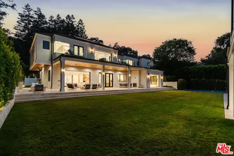 $17,726,000 | 13164 Boca De Canon Lane, Los Angeles, CA 90049