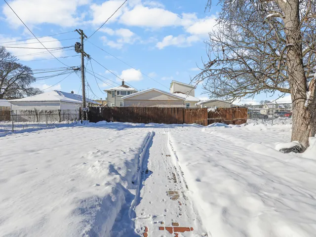 $399,999 | 612 South 3rd Avenue, Maywood, IL 60153