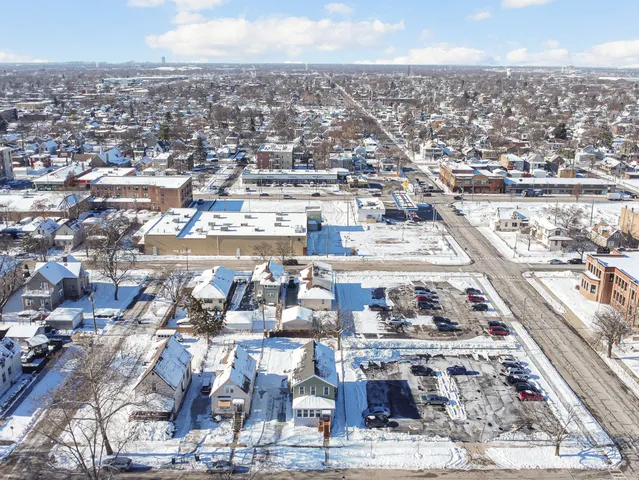 $399,999 | 612 South 3rd Avenue, Maywood, IL 60153