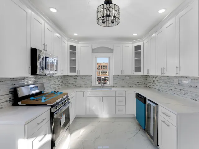 $399,999 | 612 South 3rd Avenue, Maywood, IL 60153