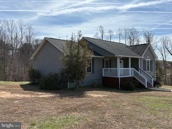 $395,000 | 41 Elizabeth Lane, Louisa, VA 23093