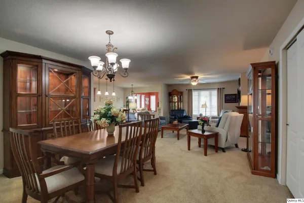 $280,000 | 4901 Chestnut Street, Quincy, IL 62305