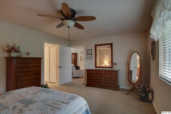 $280,000 | 4901 Chestnut Street, Quincy, IL 62305