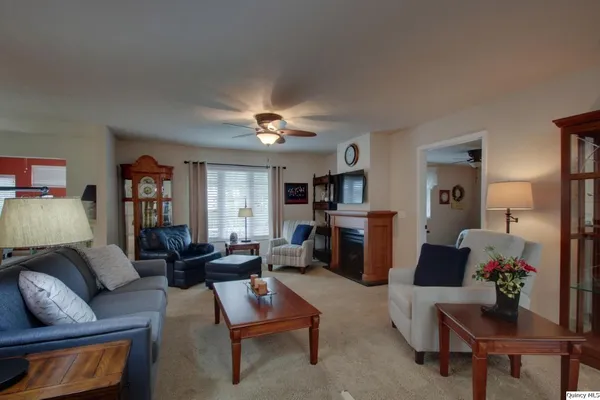 $280,000 | 4901 Chestnut Street, Quincy, IL 62305