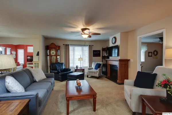 $280,000 | 4901 Chestnut Street, Quincy, IL 62305