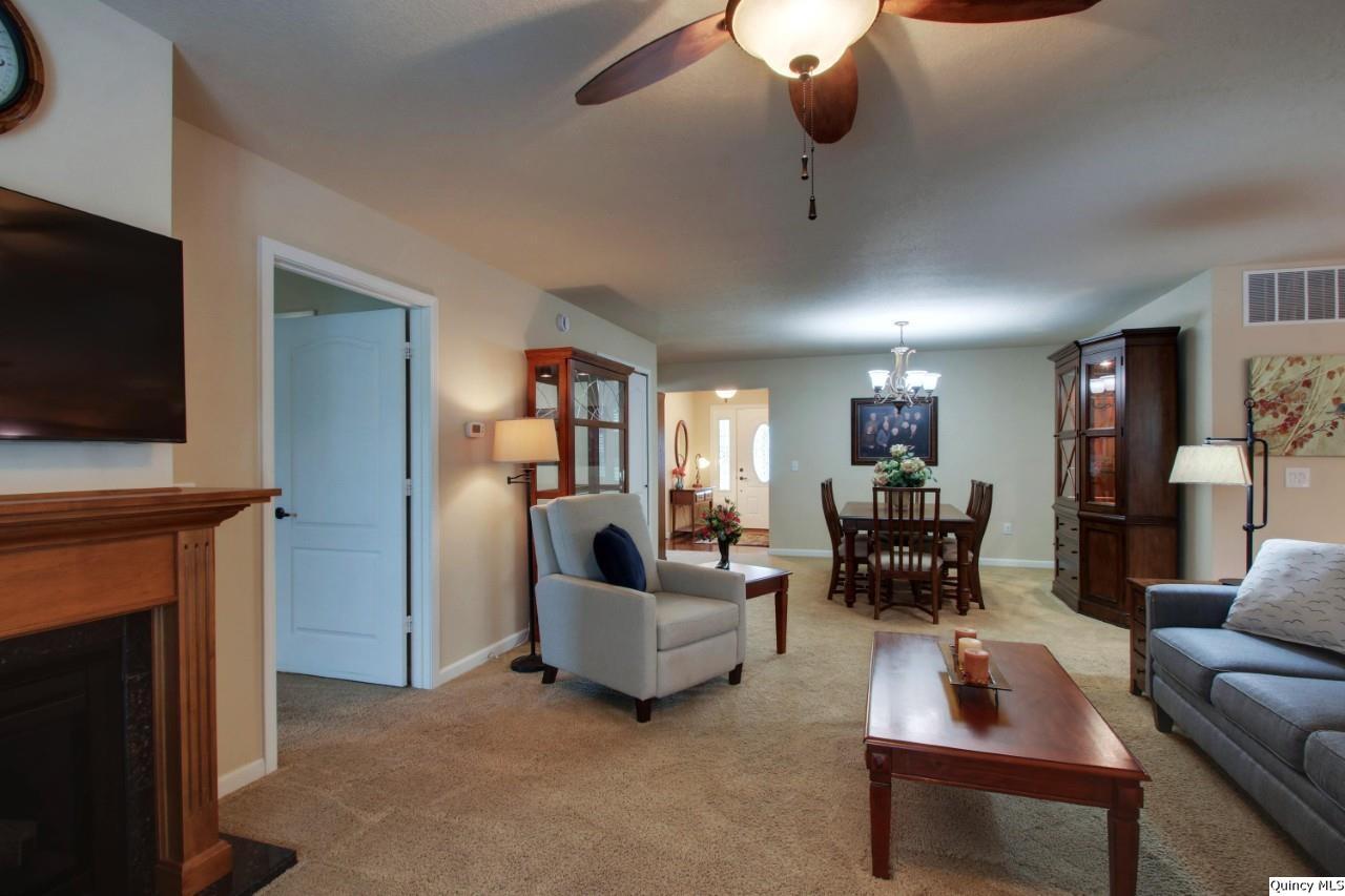 4901 Chestnut Street Quincy, IL 62305 - Photo 7 of 26