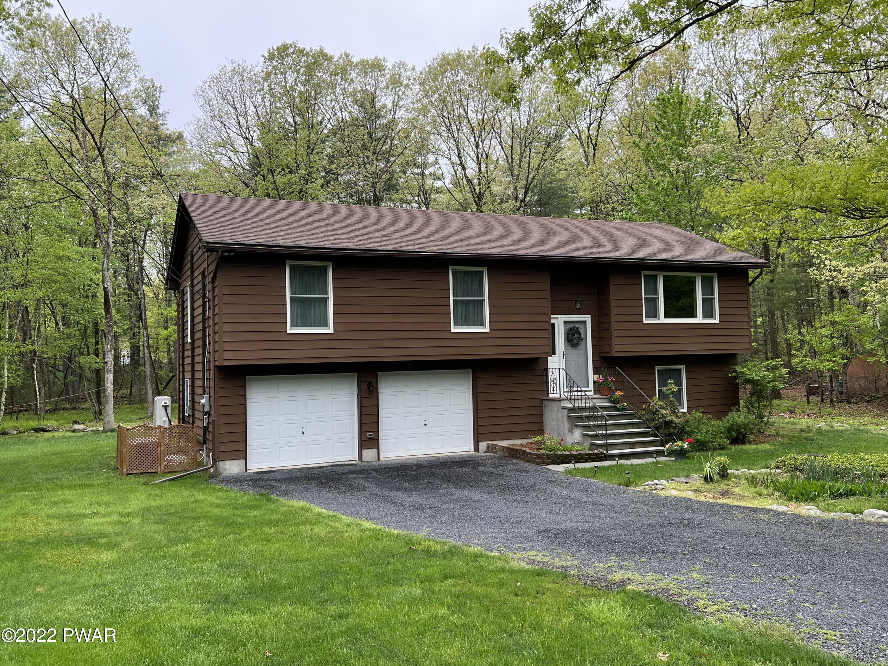 320 Rambling Way Milford, PA 18337 - Photo 1 of 33 320 Rambling Way
